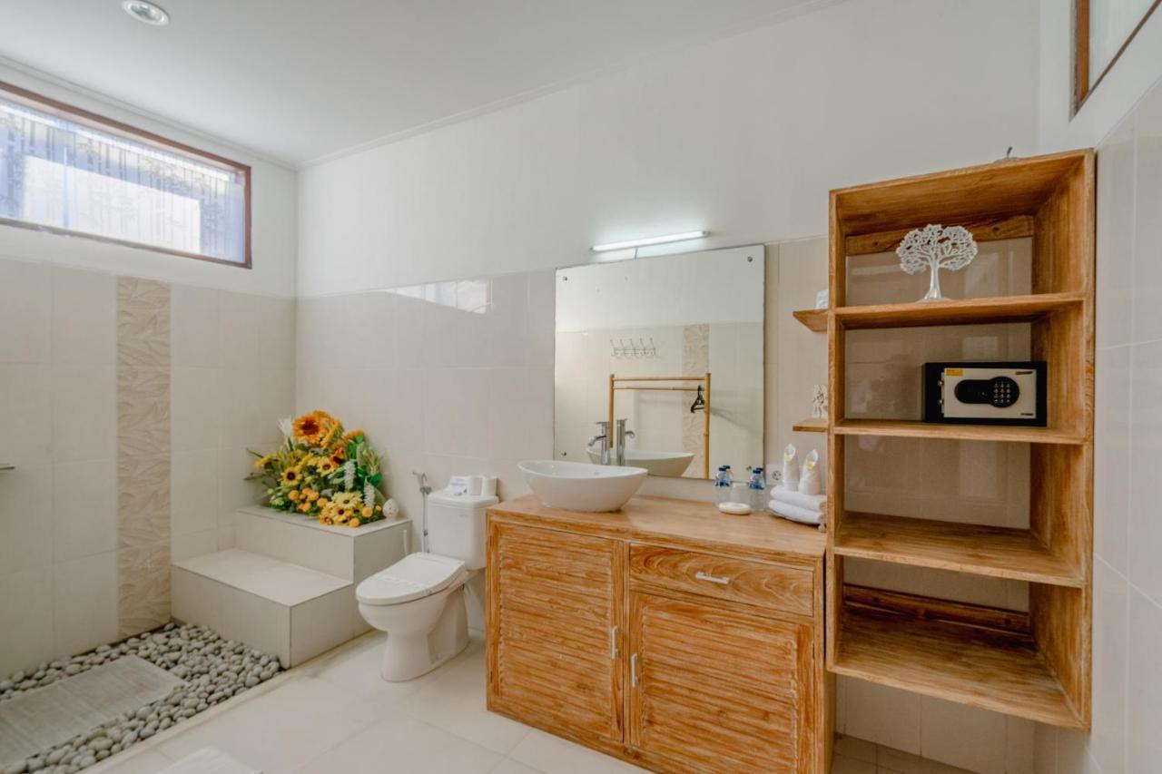 Villa Alleira Seminyak by Best Deals Asia Hospitality Bagian luar foto