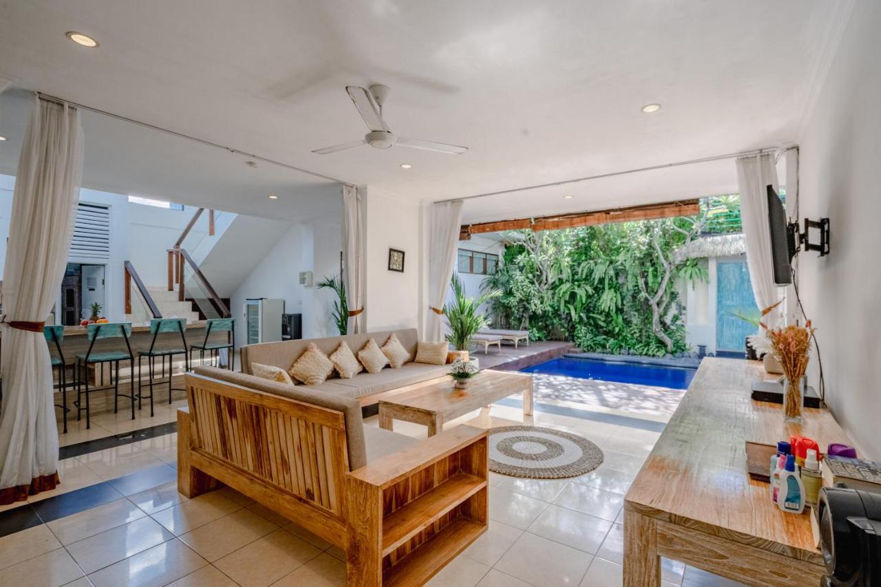 Villa Alleira Seminyak by Best Deals Asia Hospitality Bagian luar foto