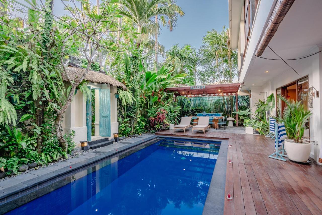 Villa Alleira Seminyak by Best Deals Asia Hospitality Bagian luar foto