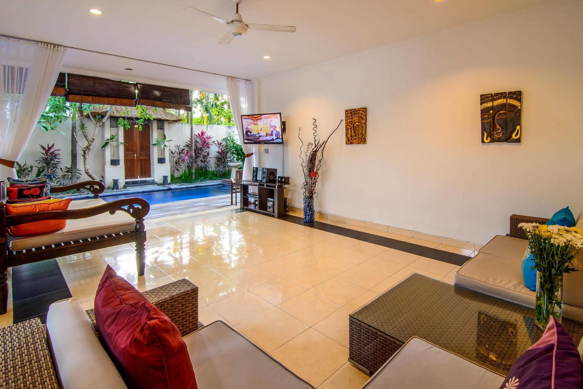Villa Alleira Seminyak by Best Deals Asia Hospitality Bagian luar foto